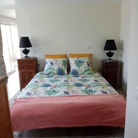 Chalet Pour Deux Personnes Saint-Pierre-du-Lorouer Екстер'єр фото