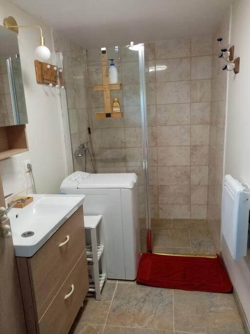 Chalet Pour Deux Personnes Saint-Pierre-du-Lorouer Екстер'єр фото
